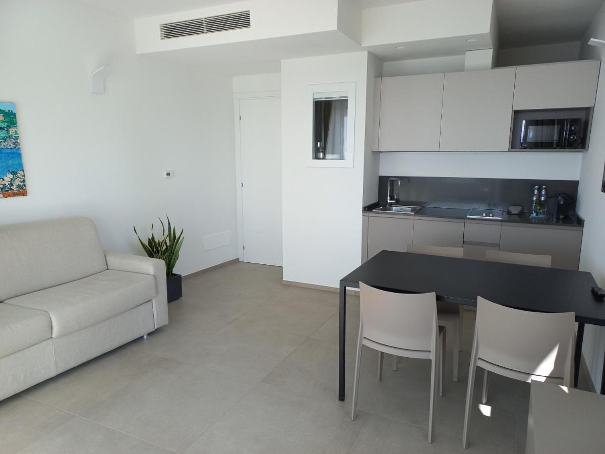 Vistamare Luxury Retreat Apartment Сестри Леванте Екстериор снимка